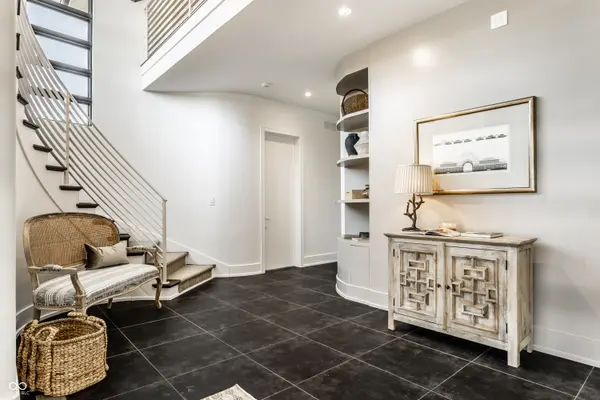 6301 Montana Springs DR, Zionsville, IN 46077
