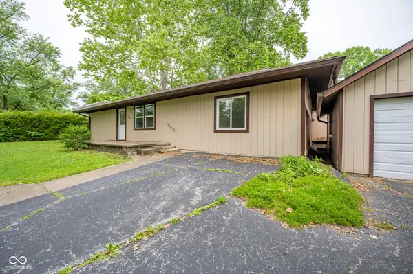 3401 N Stoneycrest RD, Bloomington, IN 47404