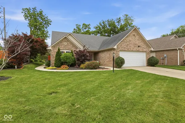 9555 Summer Ridge PL, Indianapolis, IN 46260