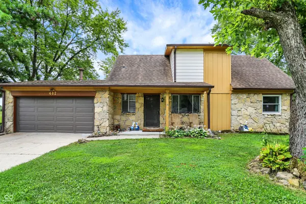 482 Spring DR, Greenwood, IN 46143