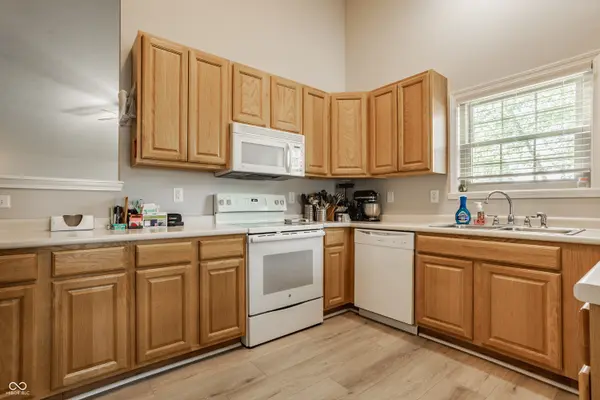 1203 Brittany CIR #B, Brownsburg, IN 46112