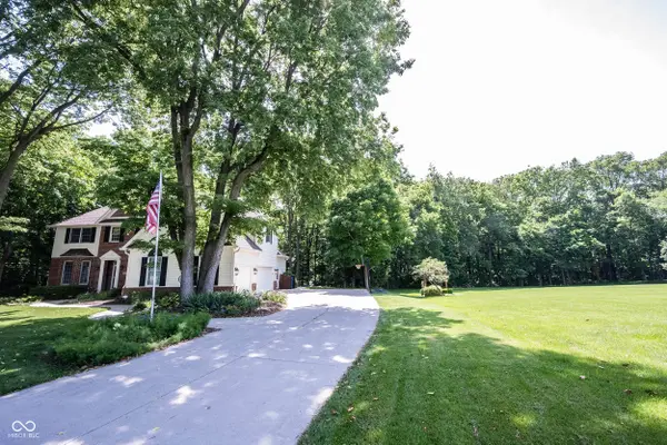 9695 Coyote CT, Noblesville, IN 46060