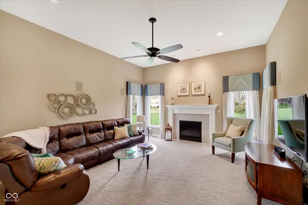 6633 Royal Oakland PL, Indianapolis, IN 46236