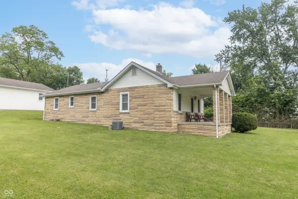405 S Old Trails RD, Indianapolis, IN 46219