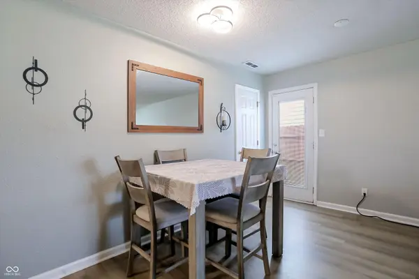 1013 Ebony CIR, Franklin, IN 46131