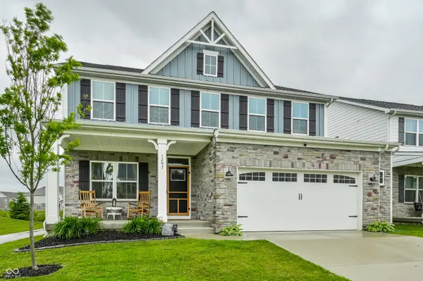 1297 Moose Ridge LN, Westfield, IN 46074