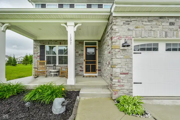 1297 Moose Ridge LN, Westfield, IN 46074