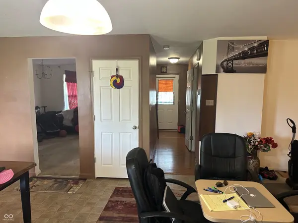 2560 Cabin Hill RD, Indianapolis, IN 46229