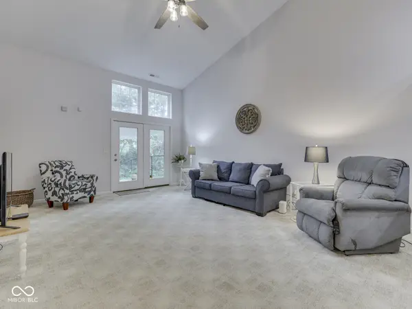 1314 Summerhouse DR, Indianapolis, IN 46217
