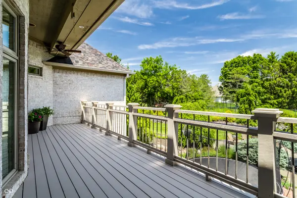 10761 English Oaks DR, Carmel, IN 46032