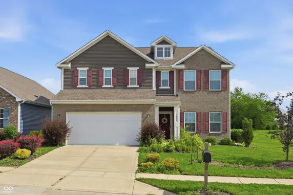 5986 Meadowview DR, Whitestown, IN 46075
