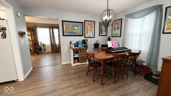 820 Maplewood DR, Seymour, IN 47274
