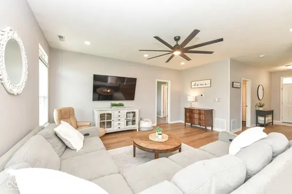 1410 Bigleaf CIR, Sheridan, IN 46069