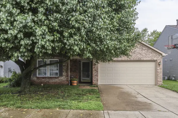 6613 Sonesta DR, Indianapolis, IN 46217