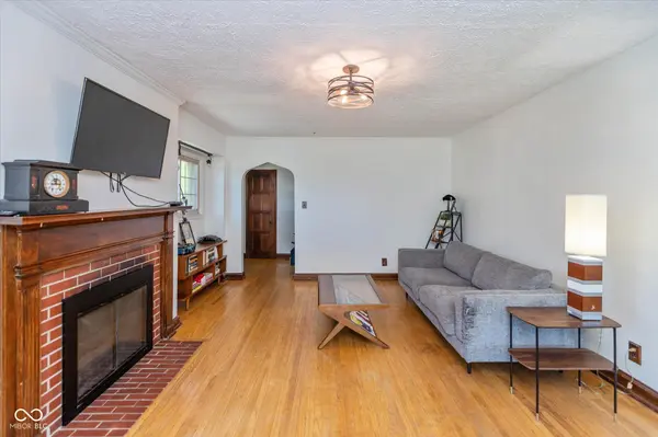 943 N Lesley AVE, Indianapolis, IN 46219