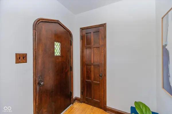 943 N Lesley AVE, Indianapolis, IN 46219