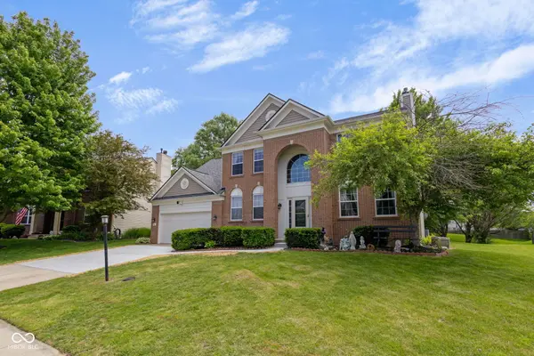 525 Viburnum RUN, Westfield, IN 46074