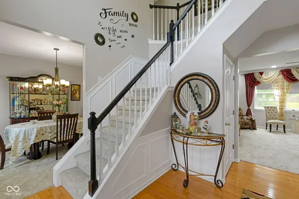 525 Viburnum RUN, Westfield, IN 46074