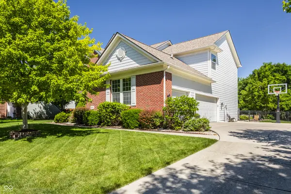 6034 Salisbury LN, Noblesville, IN 46062