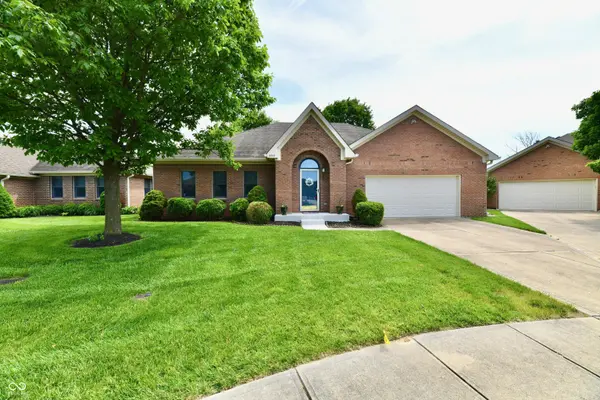 5705 Kensington WAY S, Plainfield, IN 46168