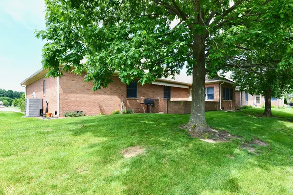 5705 Kensington WAY S, Plainfield, IN 46168