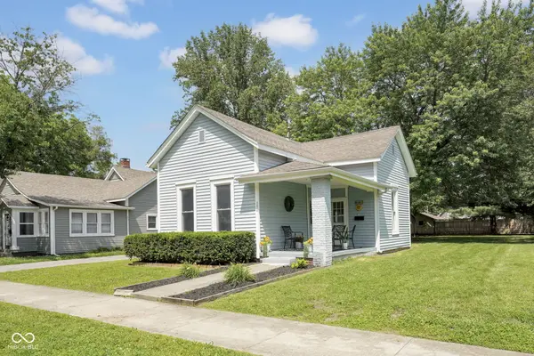 1617 Lafayette AVE, Columbus, IN 47201