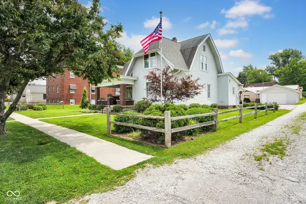 247 W Mechanic ST, Bloomfield, IN 47424