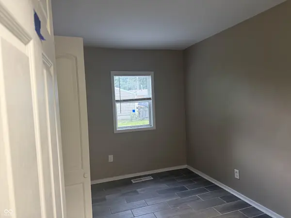 2856 Corvallis CRES, Indianapolis, IN 46222