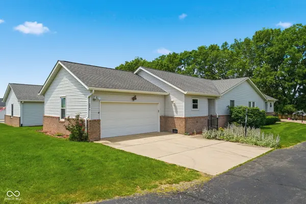 400 Longcastle DR #Unit 4, Greencastle, IN 46135