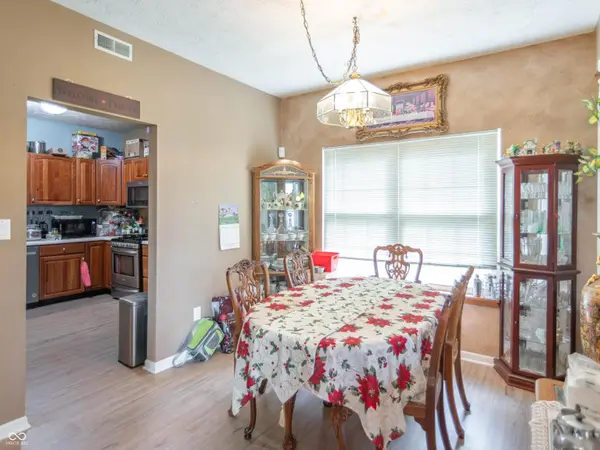 8232 Cardinal CT, Avon, IN 46123