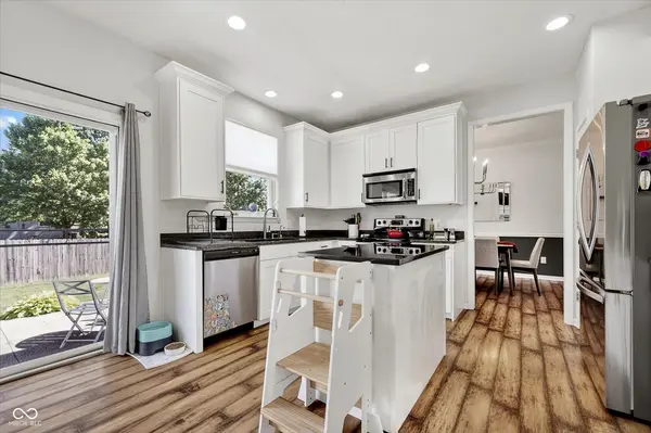 7208 Rodney PL, Noblesville, IN 46062