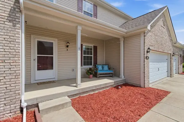 1867 Archbury DR, Avon, IN 46123