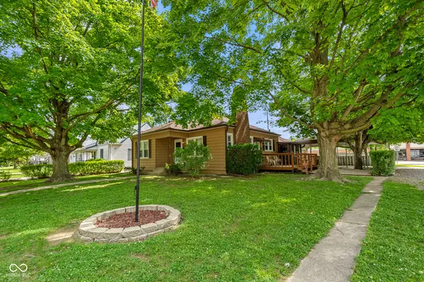 203 N 13th AVE, Beech Grove, IN 46107