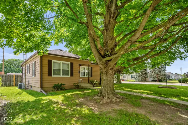 203 N 13th AVE, Beech Grove, IN 46107