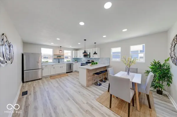 1 S Meridian ST, Greenwood, IN 46143