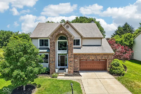 20130 Country Lake BLVD,  Noblesville,  IN 46062