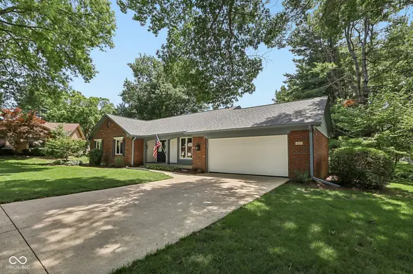 1853 Winding Ridge CT, Indianapolis, IN 46217