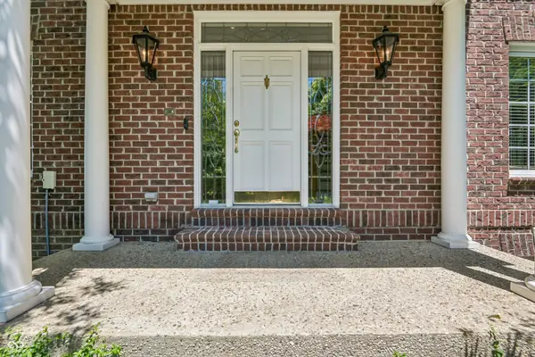 12069 Bayhill DR, Carmel, IN 46033