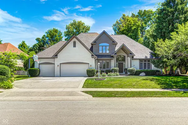 9133 Bluestone CIR, Indianapolis, IN 46236