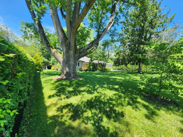 6360 Hoover, Indianapolis, IN 46260