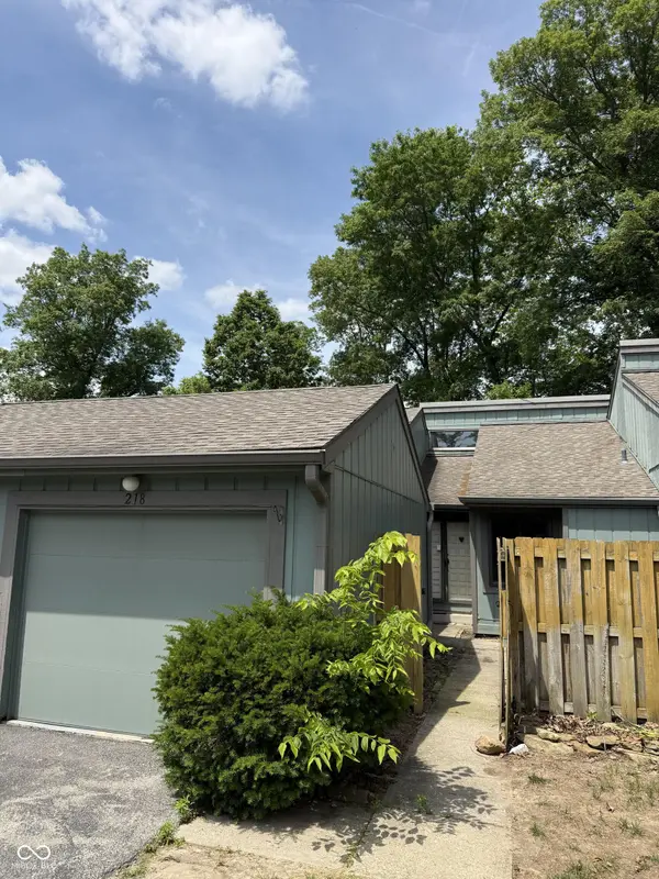 218 Sugarwood LN, Avon, IN 46123