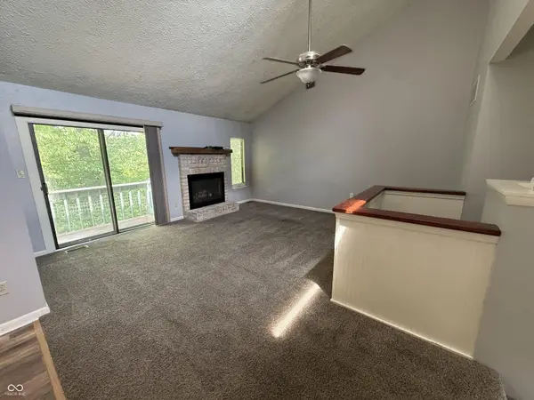 218 Sugarwood LN, Avon, IN 46123