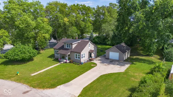 3127 13th ST, Columbus, IN 47201