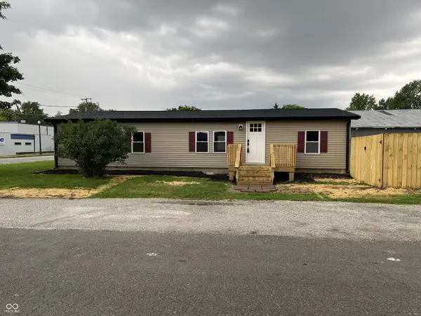 2428 S J ST, Elwood, IN 46036