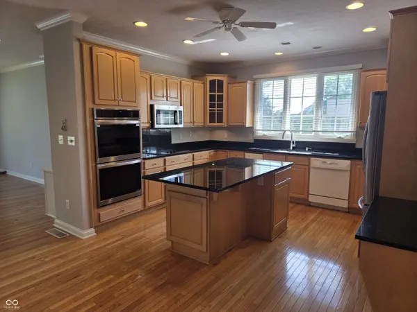 2434 Winfield, Carmel, IN 46032
