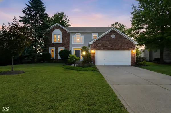10827 Lexington, Carmel, IN 46280