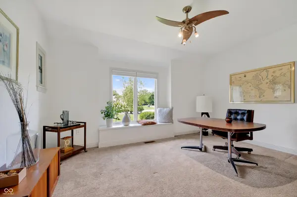 1731 Walnut TRCE, Greenfield, IN 46140