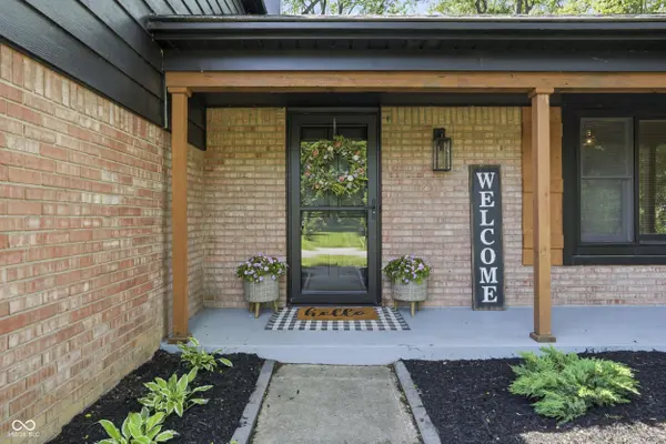 5843 Eastview CT, Indianapolis, IN 46250