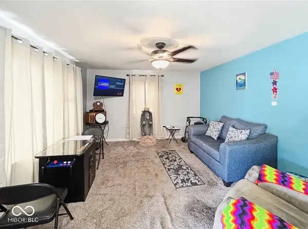 1003 Rowe ST, Frankfort, IN 46041