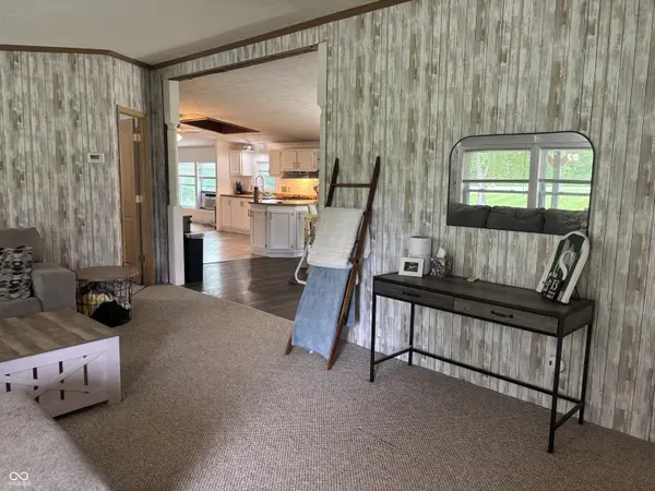 26068 Sanes Creek RD, Laurel, IN 47024